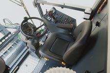 The comfortable working place in the spacious cab provides clearly and ergonomically arranged control elements, including a multifunction lever.